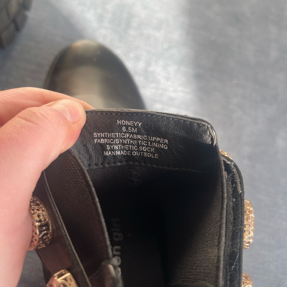 Madden Girl Boots 6.5 - Picture 3 of 3